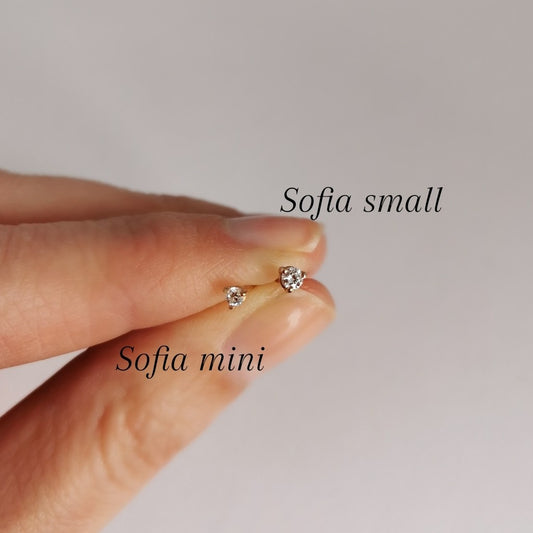 Ohrstecker Sofia mini weiß
