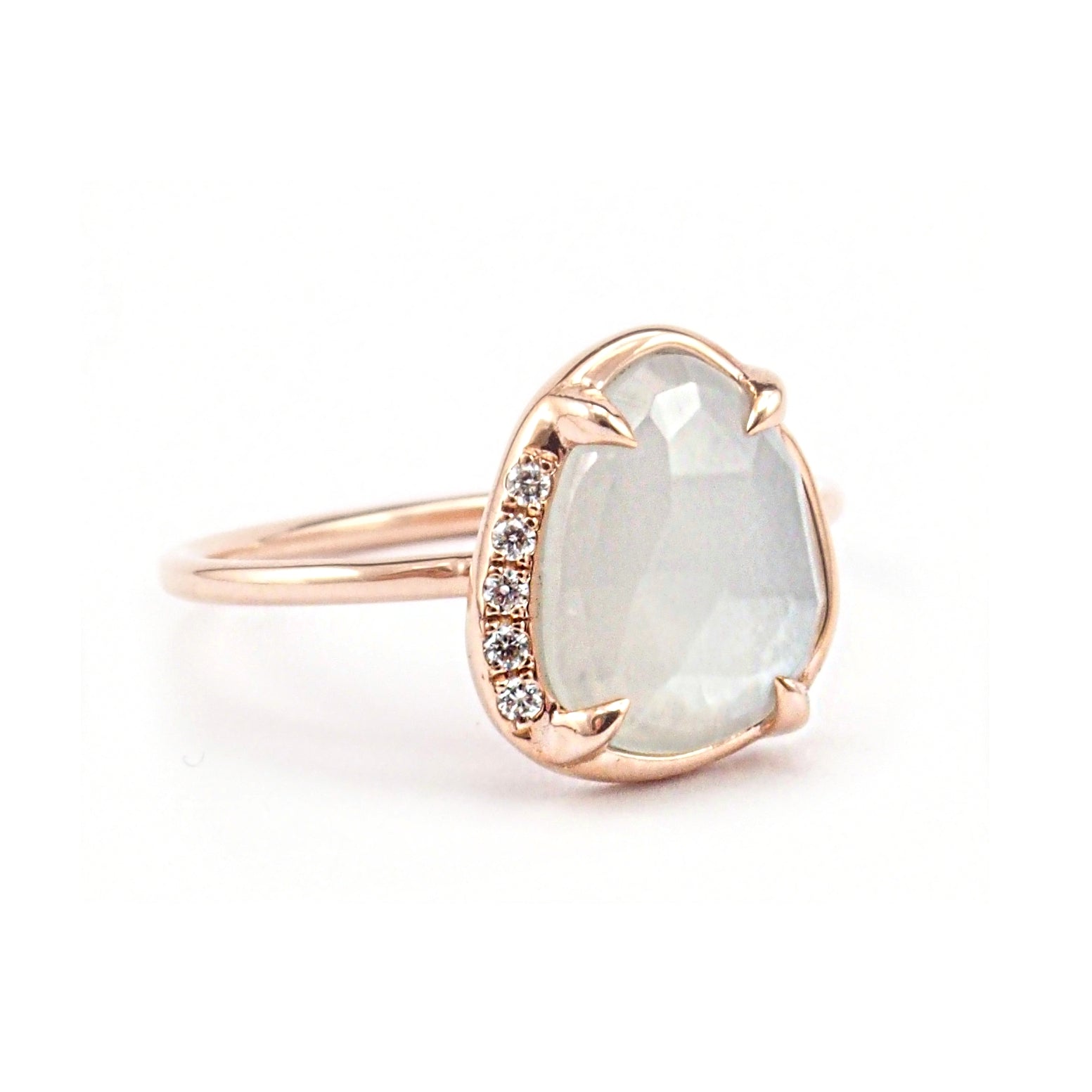 Ring Mona